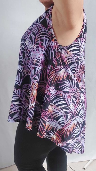 Koszulka tunika bluzka rozszerzana tuszująca 22/50 48 Koko by Koko