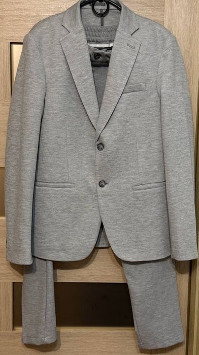 "Новий чоловічий костюм LCW Vision Slim Fit (піджак + штани)".