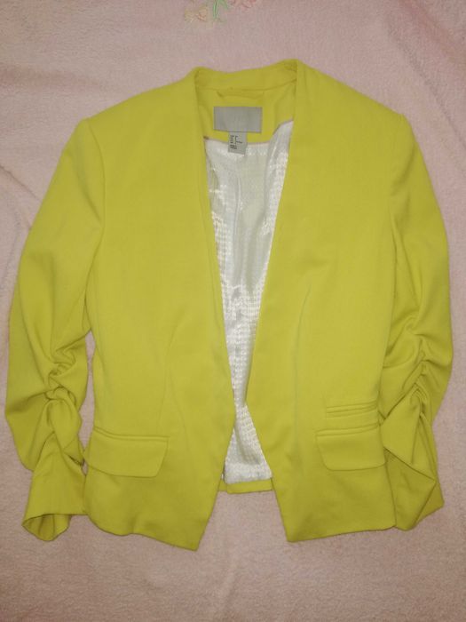 Sprzedam żakiet.