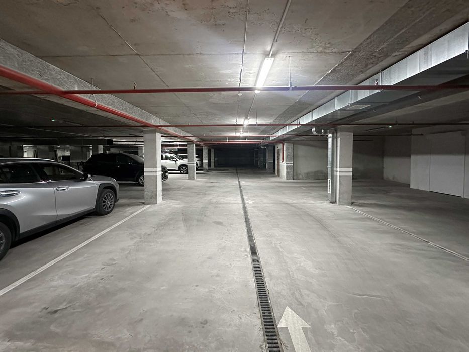 Оренда закритого паркомісця у підземному паркінгу ЖК Краківський