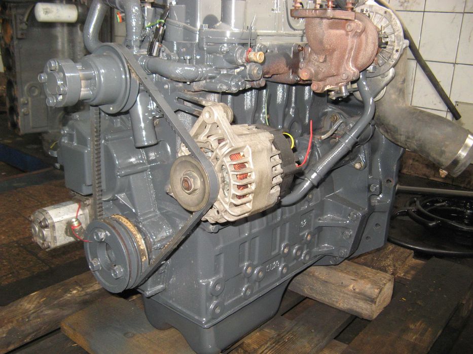 silnik Perkins  Deutz  mercedes  kombajn oraz  maszyn remont  naprawa