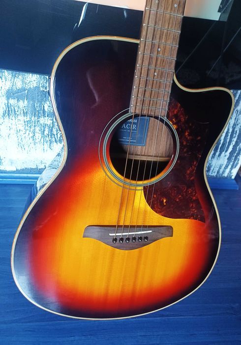 Gitara Elektro-Akustyczna Yamaha AC1R II TBS