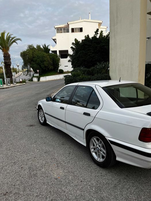 BMW 316i — 1991 — Conservado — 2 jogos de rodas — Inspeção até 11/27 - $ negociável