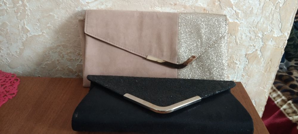 Клатчі майже нові