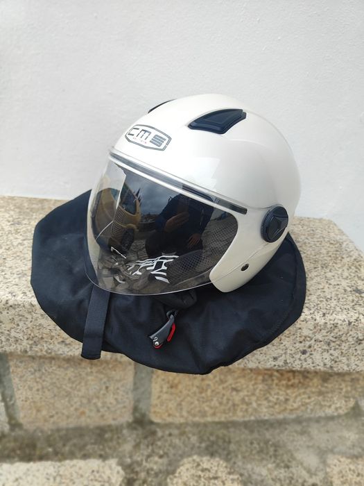 Capacete CMS novo