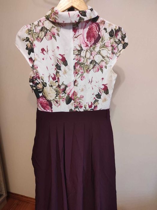 Плаття  довге,стан нового !