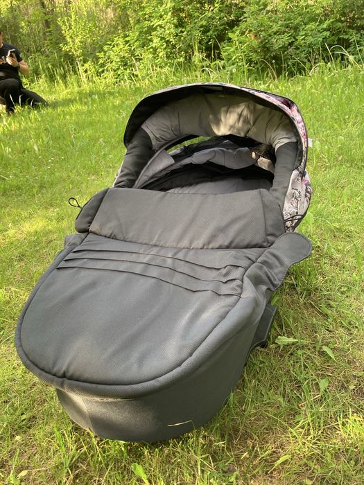 Wózek Bebetto z motywem kwiatowym + GRATISY