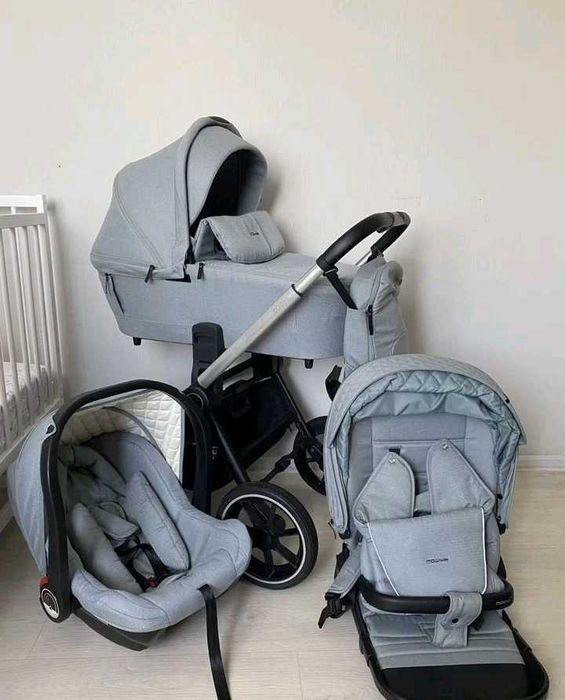Детская коляска 3в1