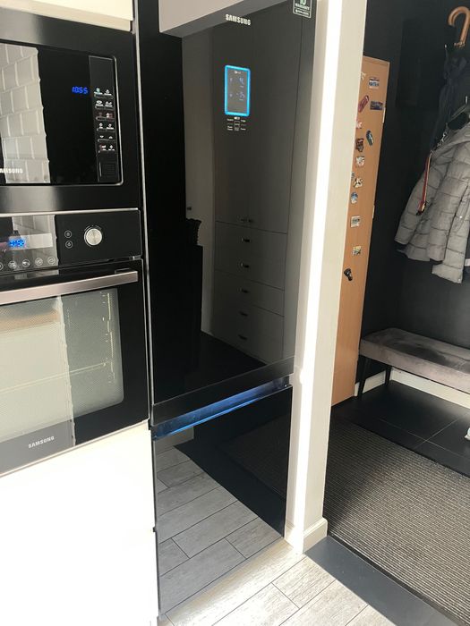 Samsung Lodowka szkło czarna