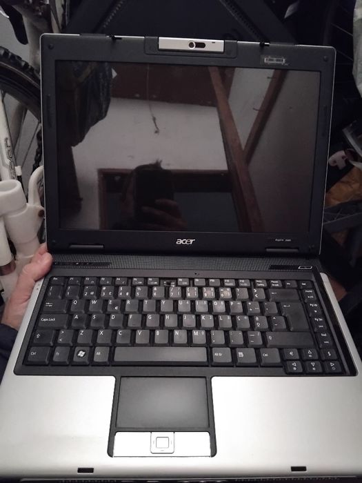 Portátil Acer Aspire 3680