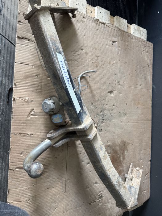 Nissan bolas de reboque