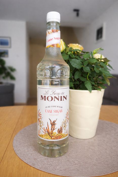 Monin Cinnamon Roll 700 ml Cane Sugar 1000 ml syrop do kawy cynamonowa bułeczka  cukrowy