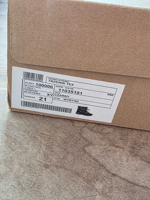 Nowe buty niemowlęce Bartek roz. 21