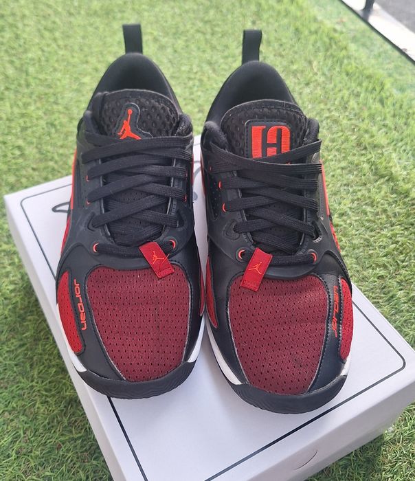 Buty NIKE AIR JORDAN HEIR r. 39-FQ3858-006