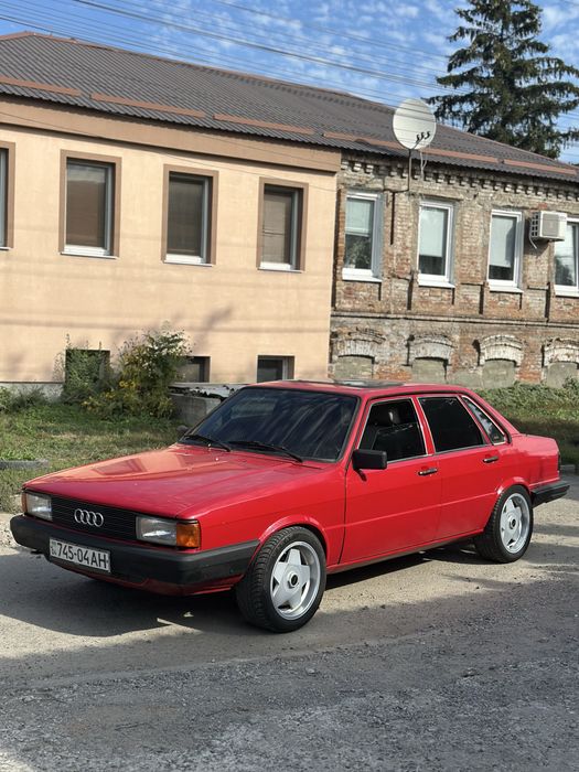 Продам машину Ауди 80