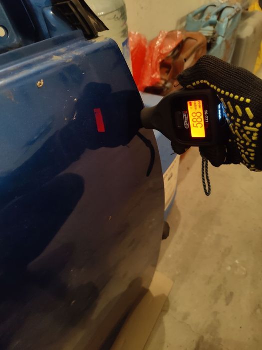 Передня права дверця Chevrolet volt 2016-2019