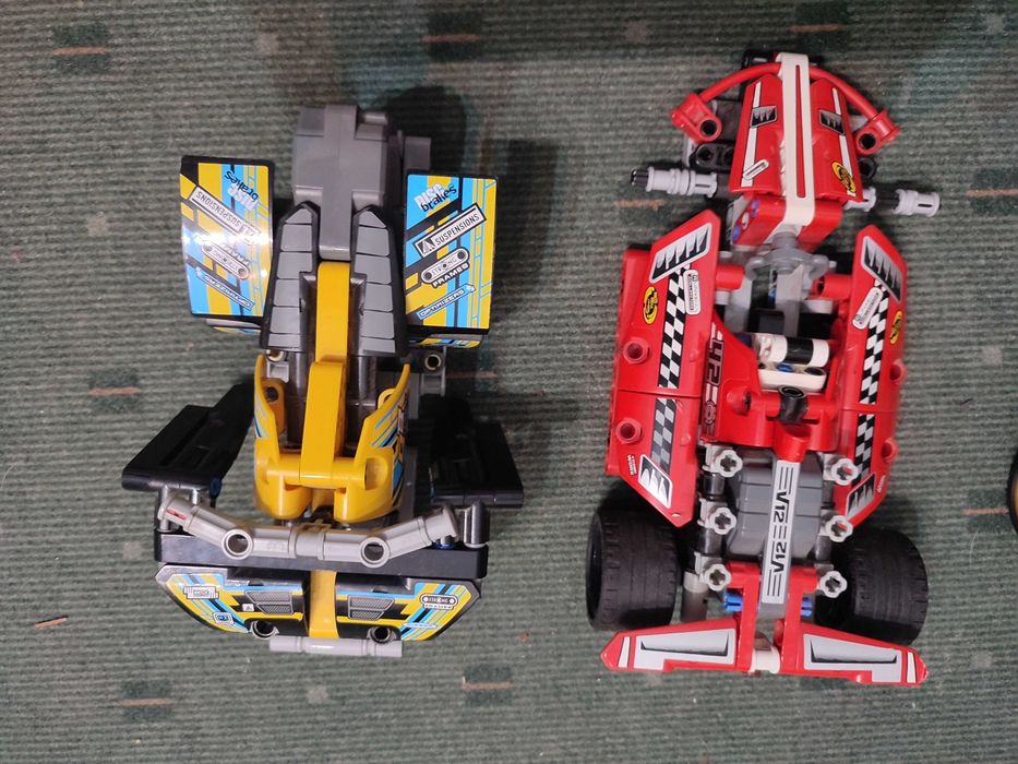 Lote com 7 Carros da Lego