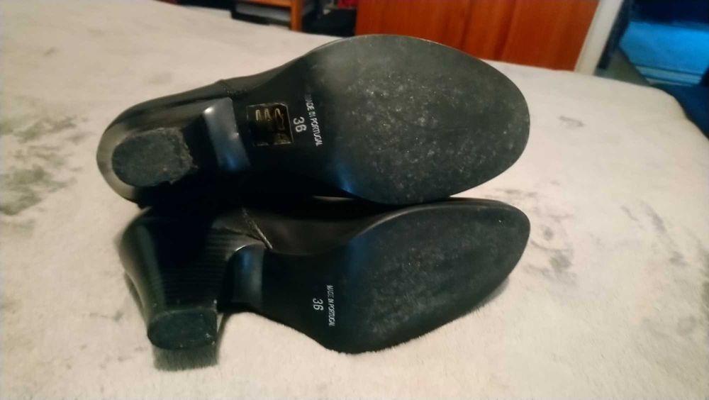 Botas de senhora em pele, nº 36