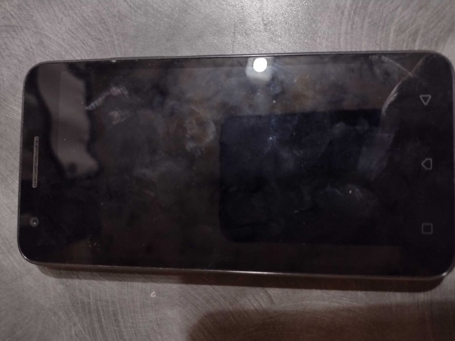 Продаю телефоны под разбор: LG Корея, Леново k10a40, Престижио! Та iнщ