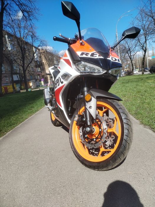 Мотоцикл ML 250 CBR (REPSOL)