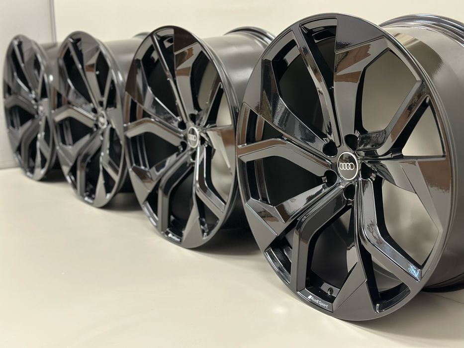 Комплект дисків для Audi RSQ8, SQ8, Q8, SQ7 5х112 R23