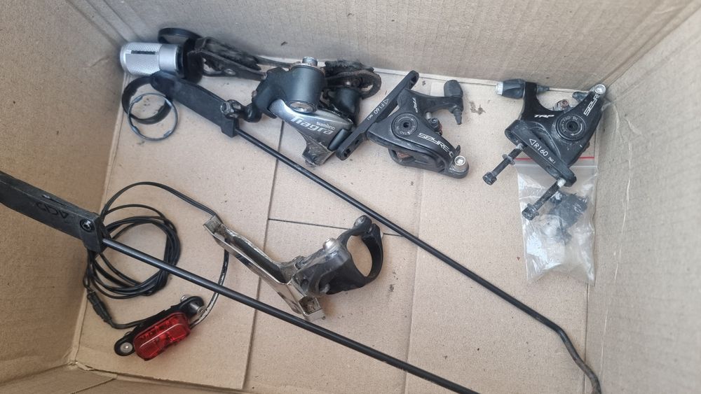 Група Shimano Tiagra. Знято з велосипеду  cube Nuroad Pro