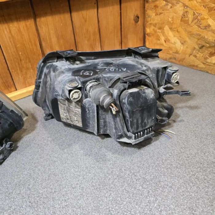 Передні фари Ауді А4 В5 AUDI A4 дорест