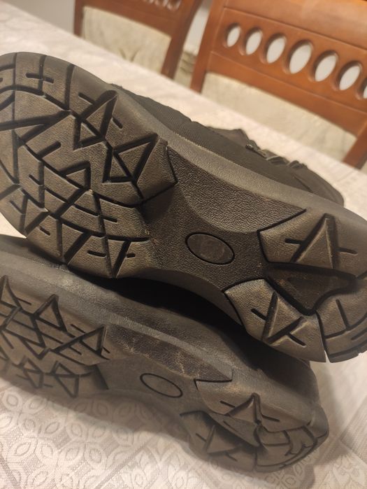 Buty zimowe 38 kozaki buty ocieplane