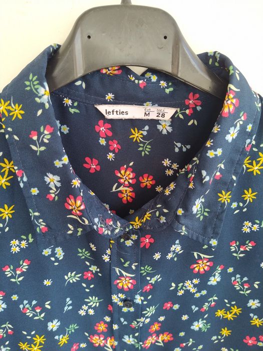 Blusa floral - Lefties - Tamanho M
