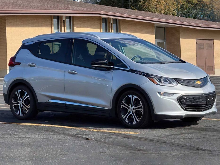 Chevrolet Bolt EV Premier      2021