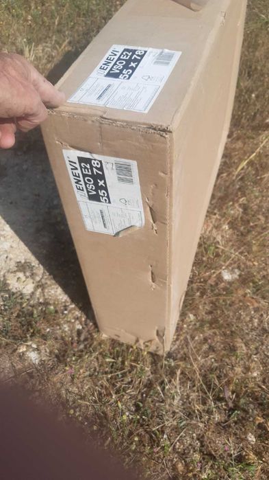 janela telhado OKPOL VSO E2 55 cm x 78 cm e rufo - NOVA