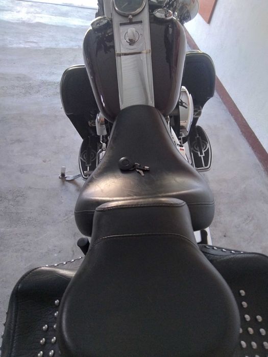 HARLEY DAVIDSON SOFTAIL HERITAGE