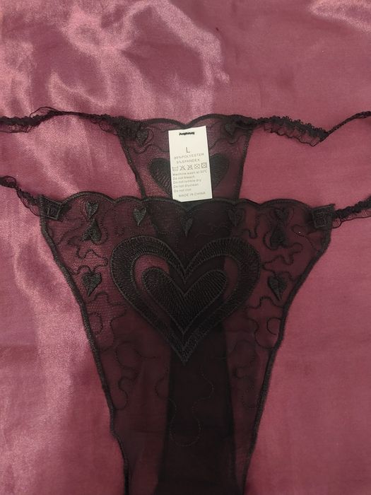 Stringi damskie ultra cienkie serce