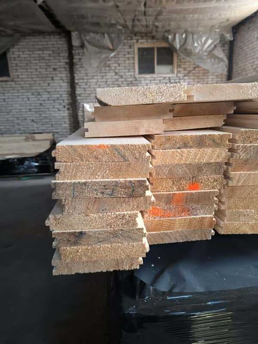 Deska Podłogowa 28x150mm Świerk – Transport Kraków