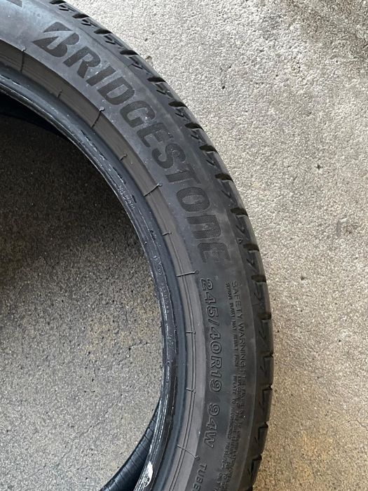 pneu bridgestone turanza t005 245/40R19 94W
