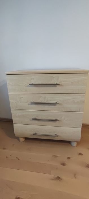 Komoda 4 szafki jasna