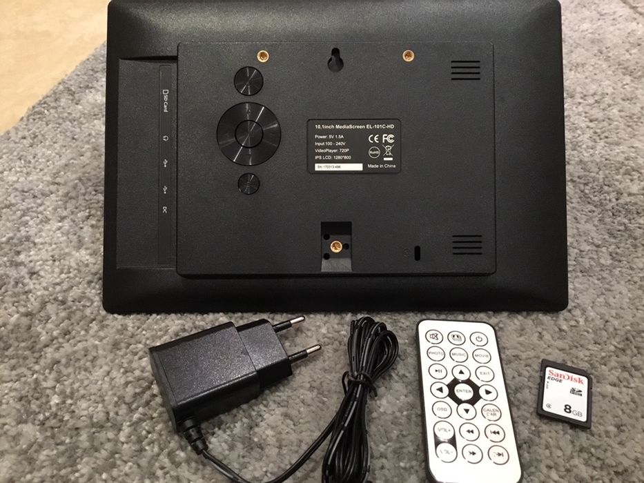 Moldura Digital + Tecomando + cartão SD Reproduz videos e fotos