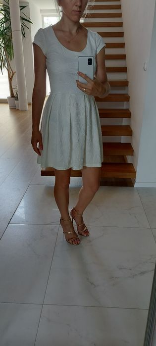 Sukienka rozm M RESERVED