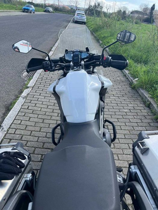 Triumph 1200 Explorer XcX Low