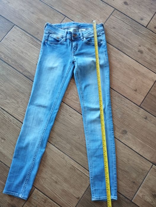 Jasnoniebieskie jeansy 25 h&m