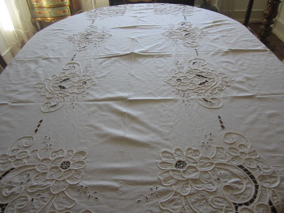 Bela Toalha Bordada Portuguesa-NOVA BAIXA de PREÇO