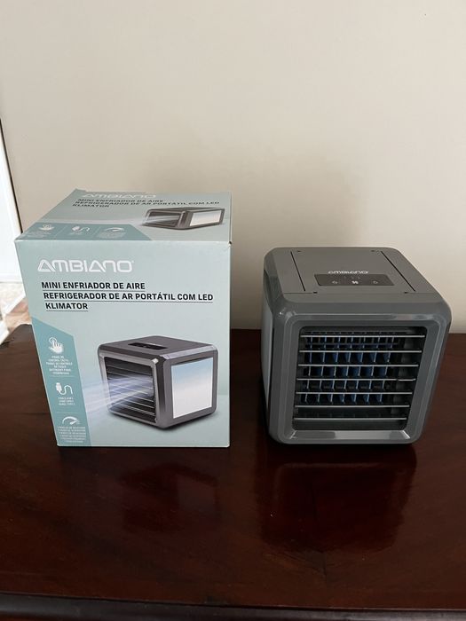 Mini Refrigerador de ar com iluminação Led
