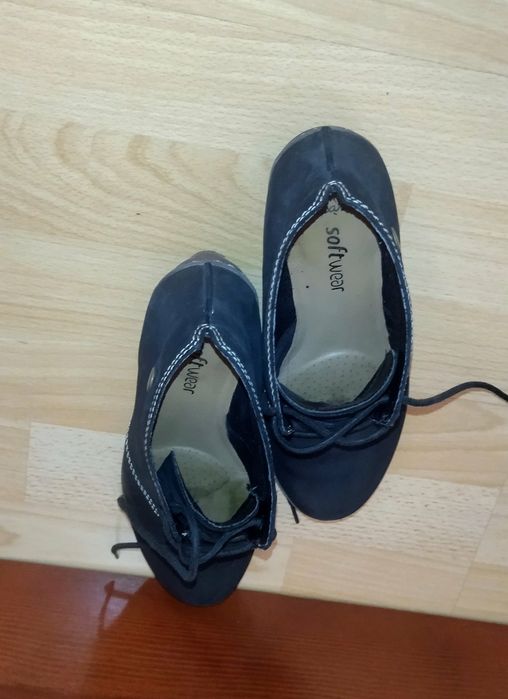 Ботинки. Кожаные . Производство Clarks shoes.Размер 37 - 36.5.