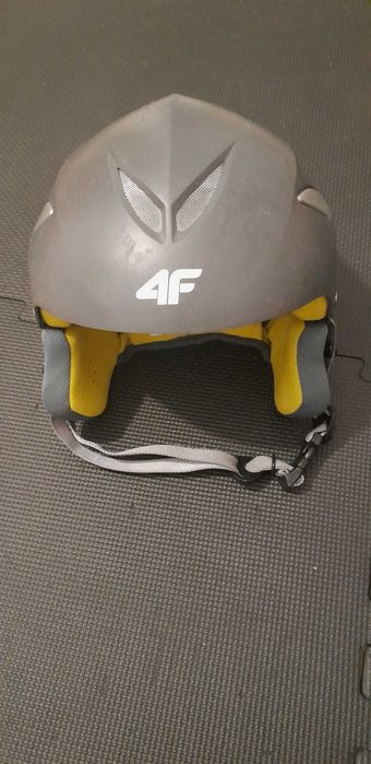 Kask narciarski dla dziecka 6 - 10 l