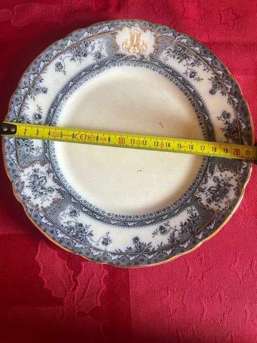 Prato sacavém com monograma