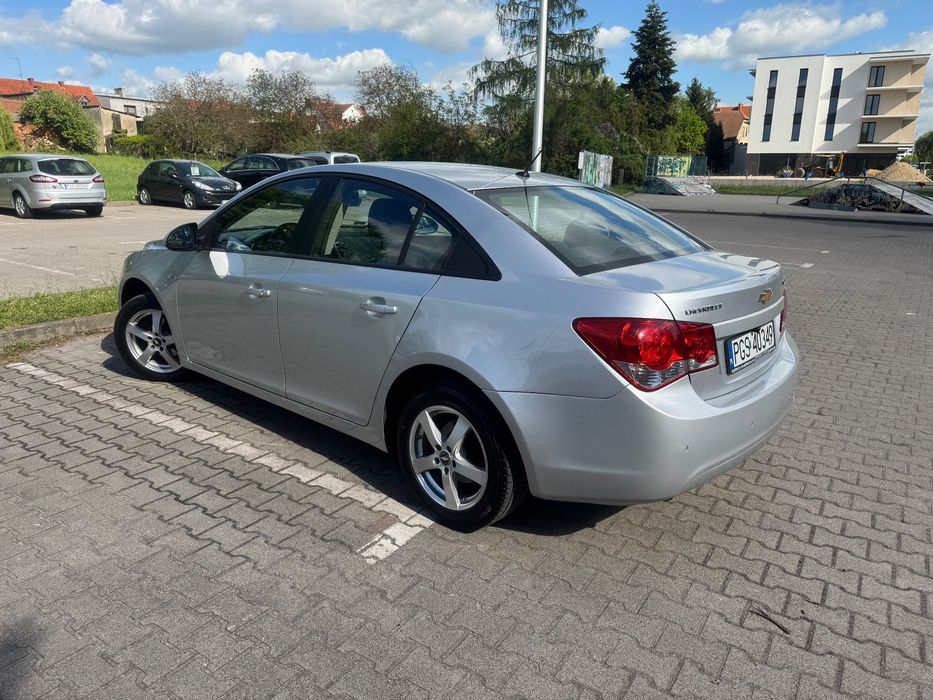 Chevrolet Cruze Chevrolet Cruze LS 1.6, Kamera Cofania, CarPlay/Android Auto