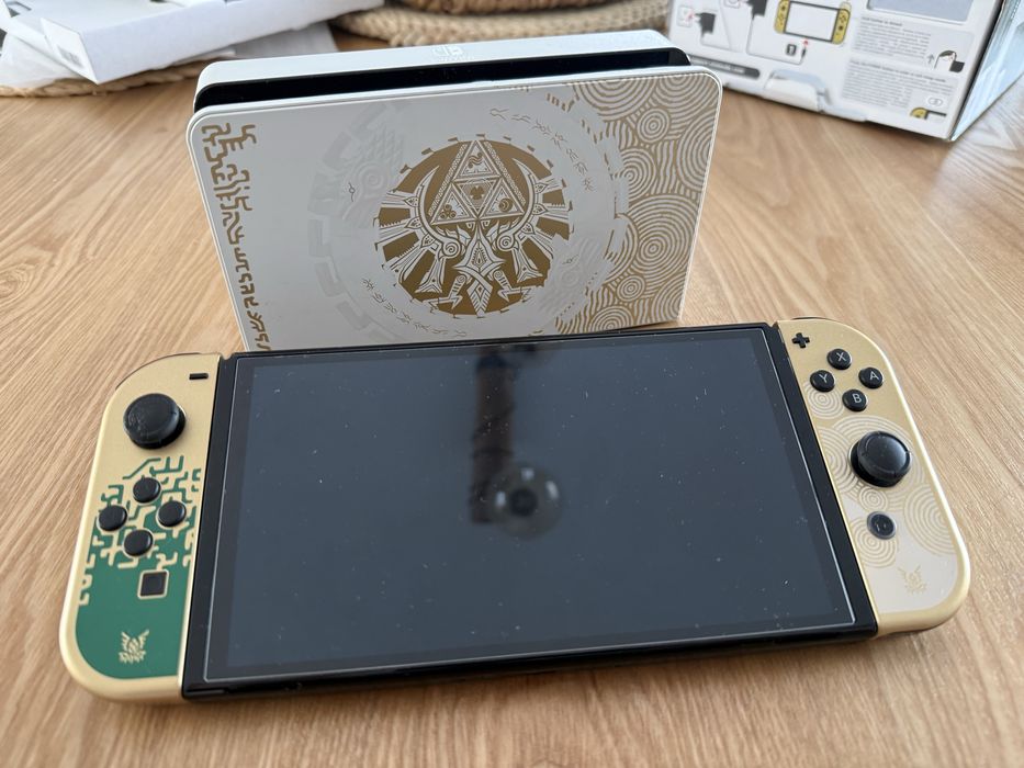Nintendo switch oled edycja kolekcjonerska Zelda+etui+szklo