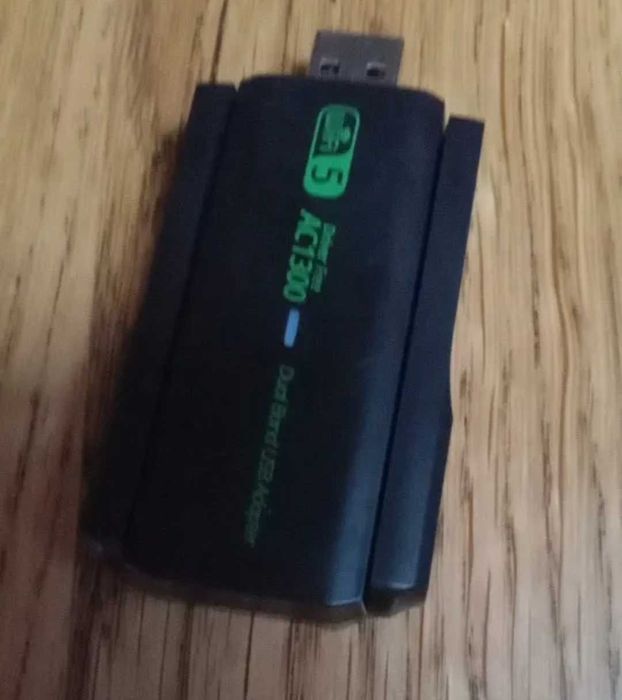 Двухдиапазонный USB WiFi 5 адаптер 1300 Mbps 2.4G/5G с двумя антеннами