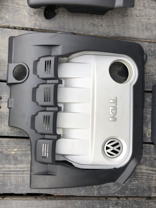 кришка мотора passat b6 skoda a5 touran декоративна кришка мотора