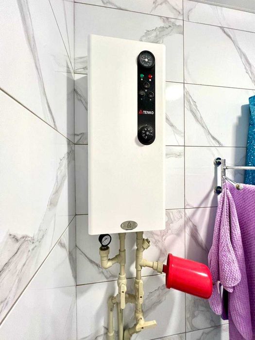 Продам гостинку в Песочине,ЖК Ласточкино гнездо(код 87532)